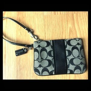 Authentic EUC COACH Wristlet!